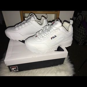 Fila Women’s Disruptor II Sneaker Size 10